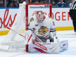 Blackhawks Canucks Hockey