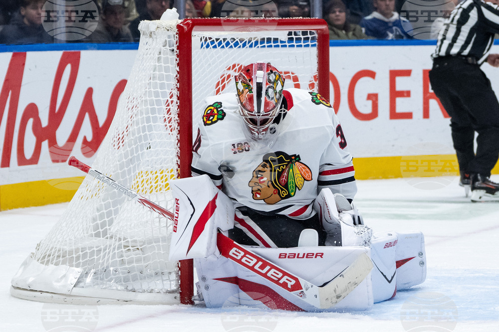 Blackhawks Canucks Hockey