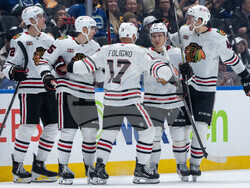 Blackhawks Canucks Hockey