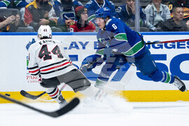 Blackhawks Canucks Hockey