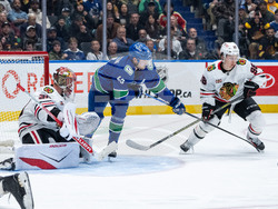 Blackhawks Canucks Hockey