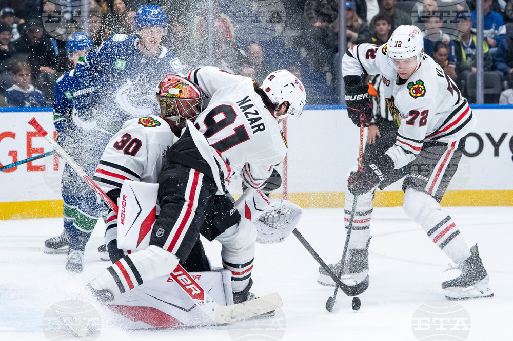 Blackhawks Canucks Hockey