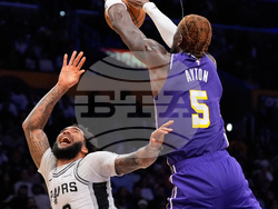 Spurs Lakers Basketball