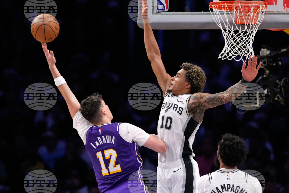 Spurs Lakers Basketball