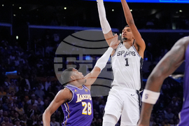 Spurs Lakers Basketball