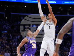 Spurs Lakers Basketball