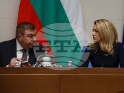 Парламент - заседание