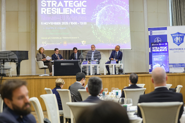 Forum in Sofia Discusses Disinformation, Supply Chains and Strengthening Taiwan-EU Relations