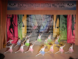 Берковица - Лачени обувки -3