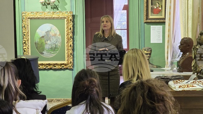 Международна научно-практическа конференция "Управленски и маркетингови проблеми в изкуството" се провежда в Пловдив