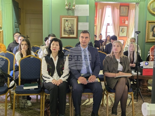 Пловдив - „Управленски и маркетингови проблеми в изкуството“ - конференция