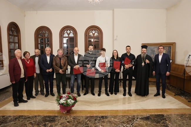 "Вечер на кларинета“ събра музиканти и почитатели на класиката в Неврокопската Света митрополия в Гоце Делчев