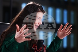 Подкаст „БТА Паралели“ - Ваня Сухарова