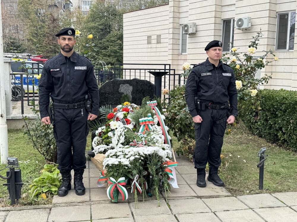 Община Русе: Русе почете професионалния празник на полицейските служители с тържествена церемония