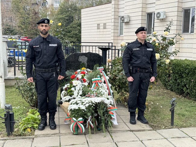 Община Русе: Русе почете професионалния празник на полицейските служители с тържествена церемония