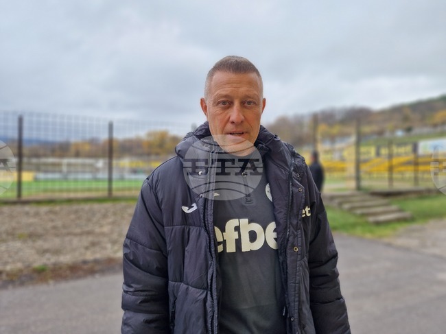 Новият треньор на Миньор Перник – Владимир Манчев, ще разчита на миньорския дух, на силна организация и колективна игра