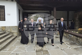 Троянски манастир - патриарх - почит