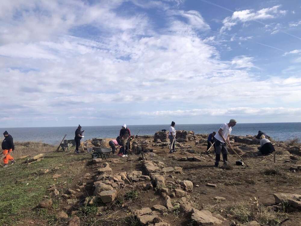 Националният исторически музей и Община Царево възобновяват археологическите проучвания на манастира "Свети Йоан Предтеча" в Ахтопол