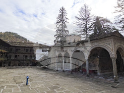 Троянски манастир - патриарх - почит