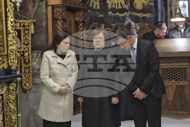 Троянски манастир - патриарх - почит