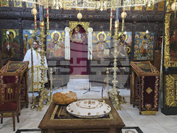 Троянски манастир - патриарх - почит