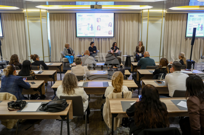 Ползи от дуалното обучение обобщиха експерти на форум в София 