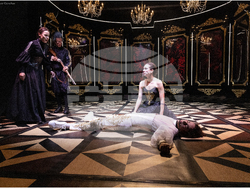 „Велика“ в Малък градски театър „Зад канала“, снимки – Малък градски театър „Зад канала“/ Иван Дончев