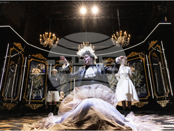 „Велика“ в Малък градски театър „Зад канала“, снимки – Малък градски театър „Зад канала“/ Иван Дончев