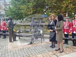 Левски - скулптурна композиция - откриване