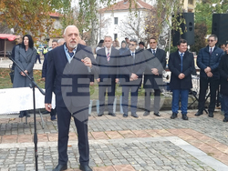 Левски - скулптурна композиция - откриване