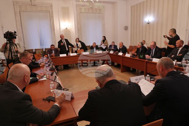 Парламентарната вътрешна комисия прие на първо четене законопроекта за държавния бюджет за 2026 г. 
