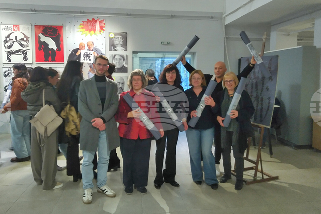 Галерия „Академия“ - лимитирано печатно издание „10 години от създаването на магистърска програма „Калиграфия“