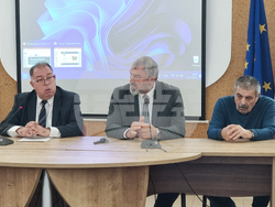 Русе - „Народен съд“ - кръгла маса