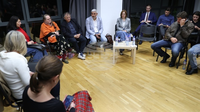 Експерти и граждани обсъдиха нарастващата агресия сред децата и младежите и възможни решения за справянето с проблема