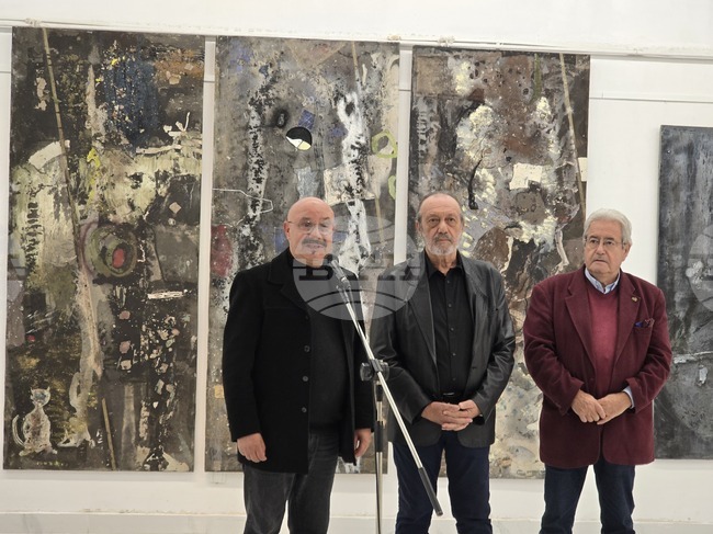 Художникът трябва да рисува върху неща и с неща, които са най-близо до него, каза в Плевен Димитър Чолаков