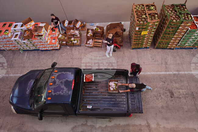 APTOPIX Government Shutdown Food Bank