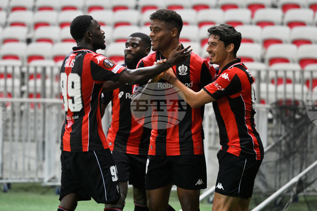 Прокуратурата започна разследване след нападението срещу футболисти на Ница от собствените им фенове