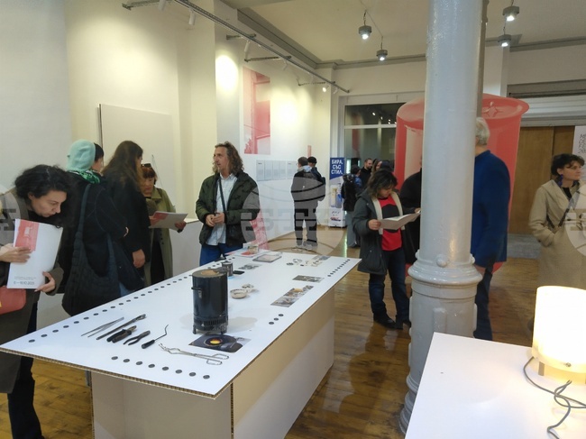 Изложба, посветена на чушкопека, откри международния фестивал за дизайн “Мелба" в София