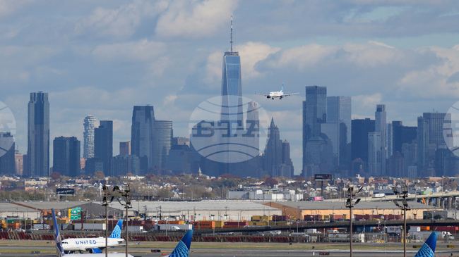 Авиокомпаниите в САЩ са отменили над 700 полета след нареждане на Федералната авиационна администрация 