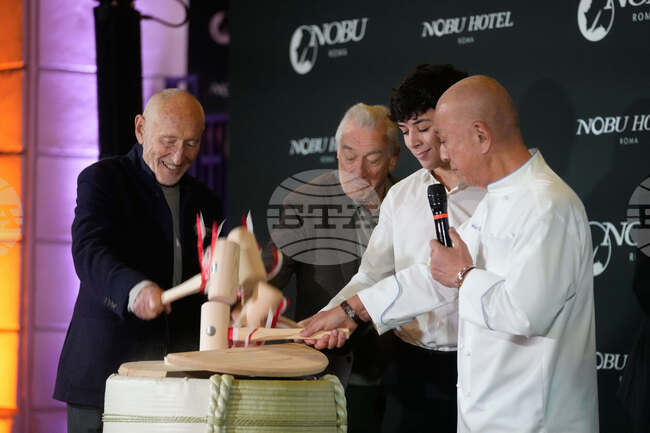 Italy De Niro Sake Ceremony