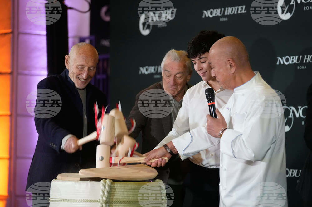 Italy De Niro Sake Ceremony