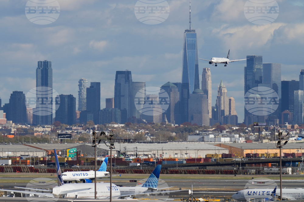 APTOPIX Government Shutdown Airlines