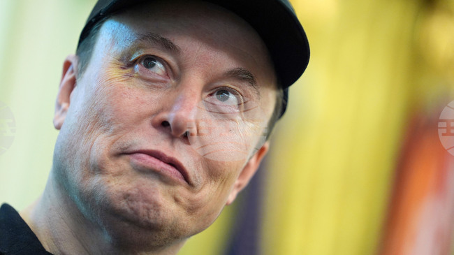 Акционерите на "Тесла" одобриха рекордния пакет за възнаграждение на Илон Мъск на стойност до 1 трилион долара