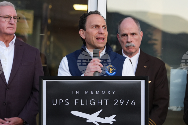 Броят на жертвите на самолетната катастрофа в САЩ достигна 13