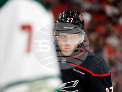 Wild Hurricanes Hockey