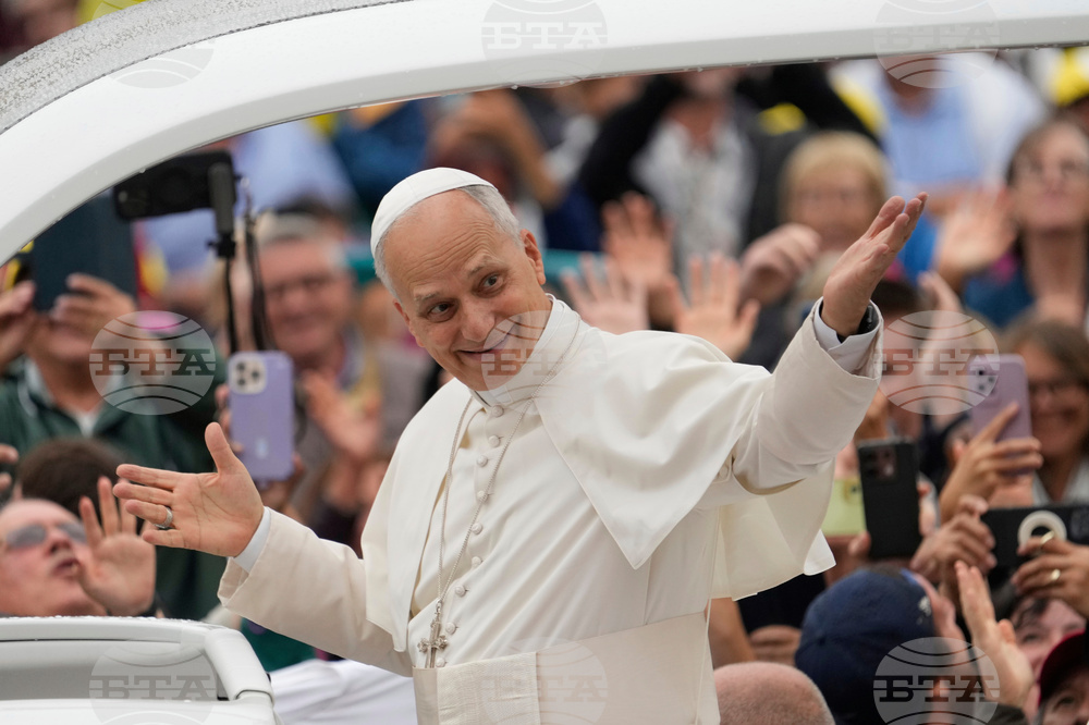 Vatican 6 Months of Leo