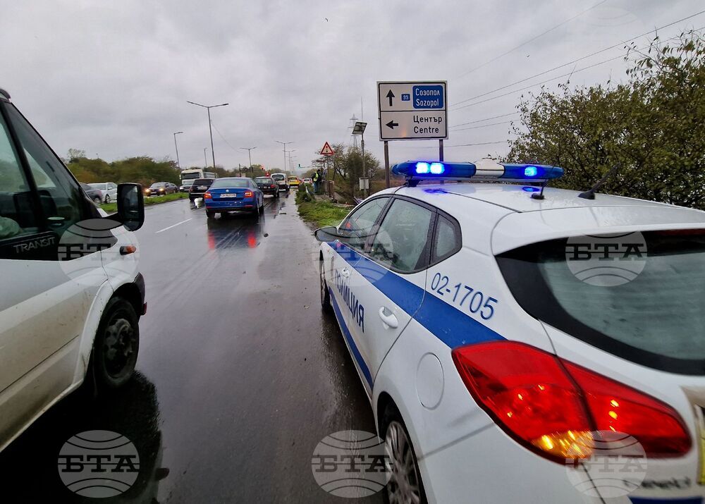 Общо 17 души са ранени при катастрофи в страната през последното денонощие