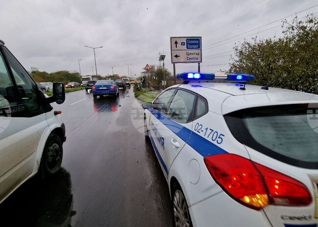 Общо 17 души са ранени при катастрофи в страната през последното денонощие