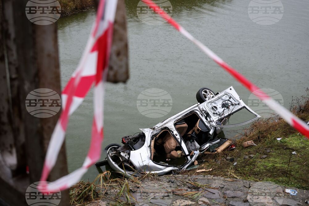 Един човек е загинал, а 12 са ранени при катастрофи в страната през последното денонощие