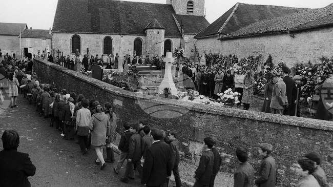 Френският държавник генерал Шарл де Гол напуска този свят преди 55 години